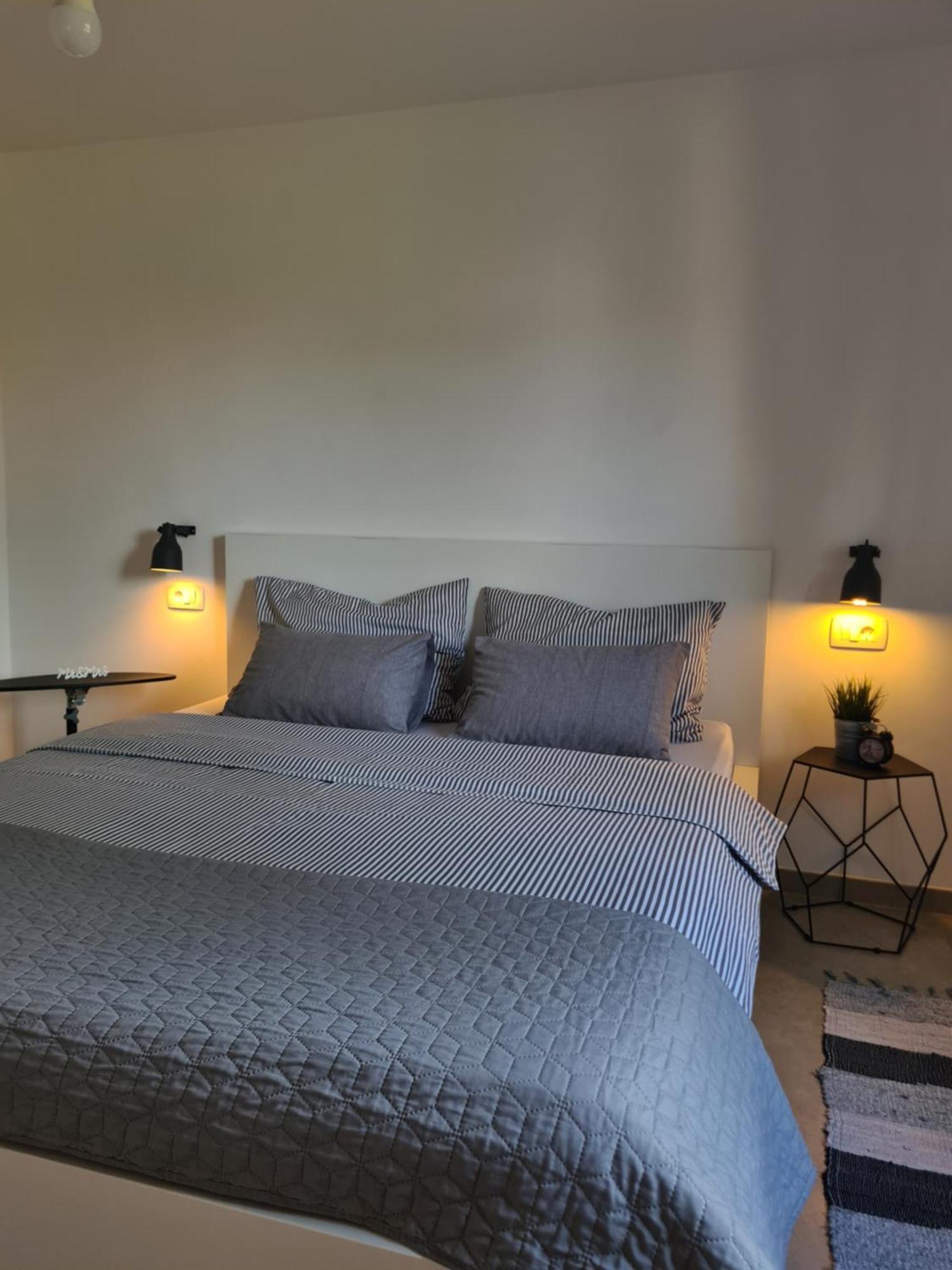 Zara Apartment บานโจเล ภายนอก รูปภาพ
